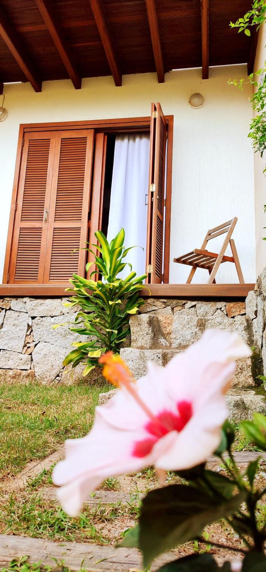 Casa Dos Ventos Hospedagem Praia Do Rosa Eksteriør bilde